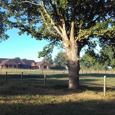 Lägenhet Les Haras Del Paradiso